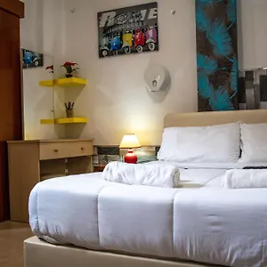 Marina's Xrisopolitissa Habitación en casa particular
